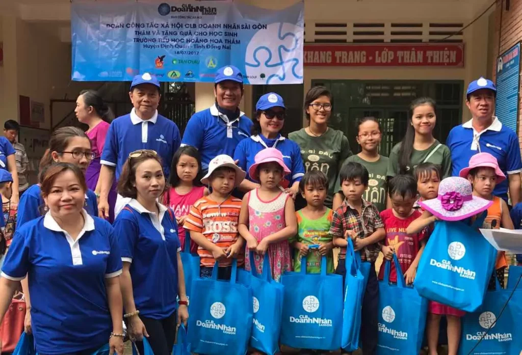 Những Hoạt Động Thường Thấy Trong Chương Trình Phát Quà Từ Thiện Kèm Y Tế