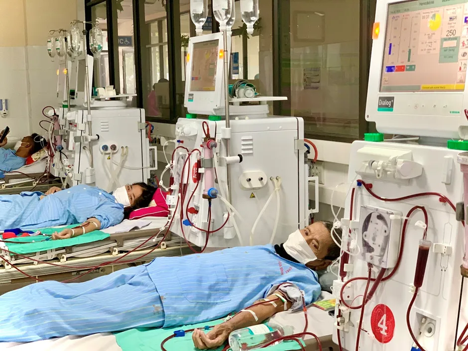 chương trình hỗ trợ bệnh nhân chạy thận