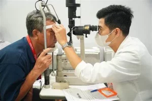 chương trình mổ mắt miễn phí