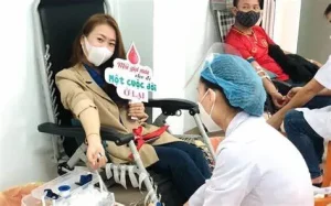 hiến máu nhân đạo