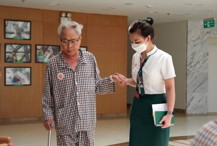 hỗ trợ bệnh nhân không người thân