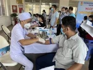 khám sức khỏe miễn phí cho người già