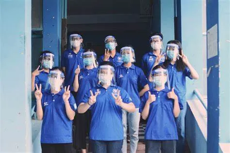 tình nguyện viên y tế